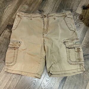 Men’s Size 38 Union Bay Cargo Shorts